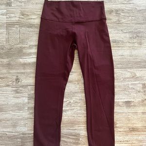 Lululemon Carpi Yoga Pants size 8